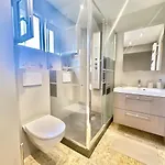 Frgk Private Antibes Pool, Garden & Ultra-fast Wi-fi Вилла Plaine de la Brague
