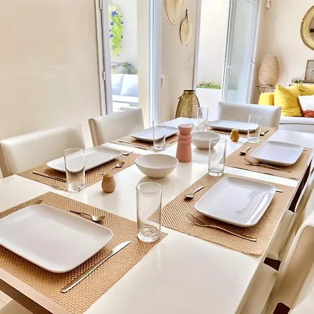 FRGK St Claude Private Villa Antibes Pool, Garden&Ultra-Fast Wi-Fi * Plaine de la Brague