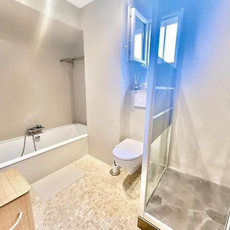 Villa FRGK St Claude Private Villa Antibes Pool, Garden&Ultra-Fast Wi-Fi