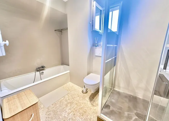 别墅 Frgk Private Antibes Pool, Garden & Ultra-fast Wi-fi